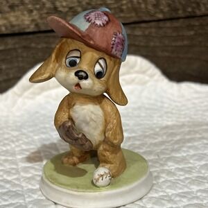 LEFTON 00325 BEAGLE WITH Baseball Mitt Dog Figurine Ceramic Hand Painted Taiwan